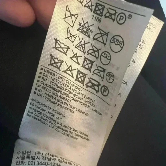 Banana Republic Single Button Black Blazer - Picture 10 of 10